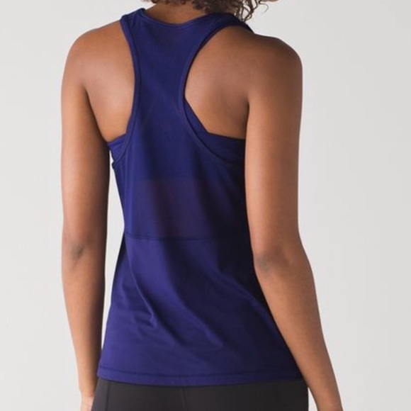 Lululemon Fast As Light 2-In-1 Tank Emperor Blue - Picture 2 of 11